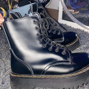 Platform Dr. Marten Boots